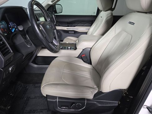 Used 2018 Ford Expedition Max Platinum image 11