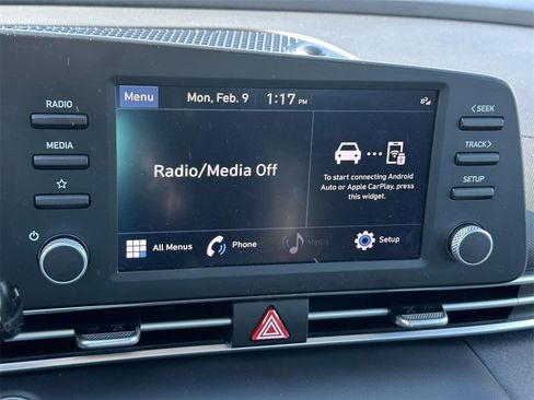 Certified 2023 Hyundai Elantra SEL image 20