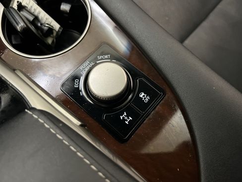 Used 2016 Lexus RX 350 AWD w/ Premium Package image 32