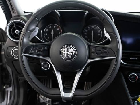 Used 2018 Alfa Romeo Giulia Ti Sport w/ Quick Order Package 22U Sport RWD image 13