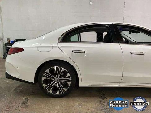 Used 2025 Mercedes-Benz E 350 Sedan image 96