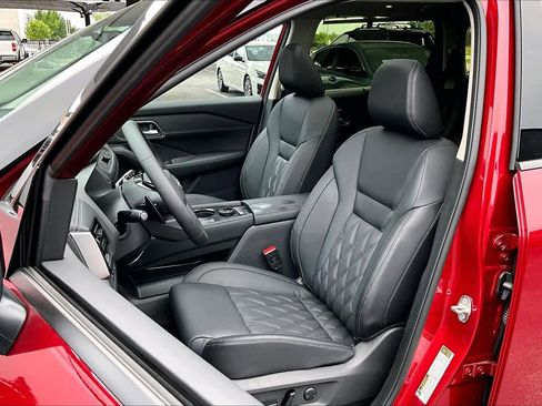 New 2026 Nissan Rogue Platinum w/ Platinum Premium Package AWD/4WD image 9