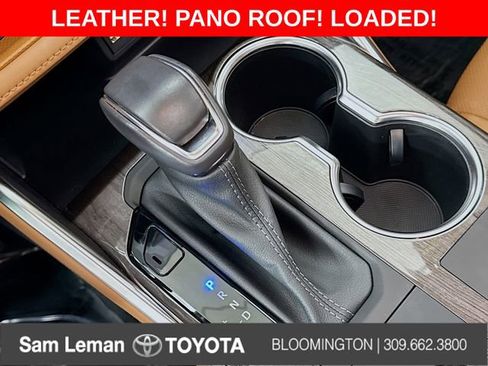 Used 2023 Toyota Highlander Platinum image 17