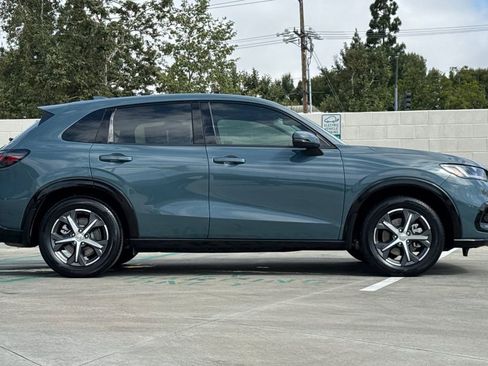 Certified 2024 Honda HR-V EX-L image 6