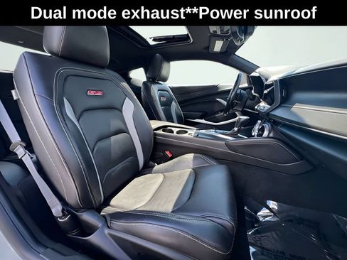 Used 2021 Chevrolet Camaro SS RWD image 27