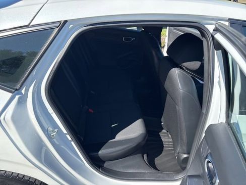 Used 2023 Honda Civic Sport image 13