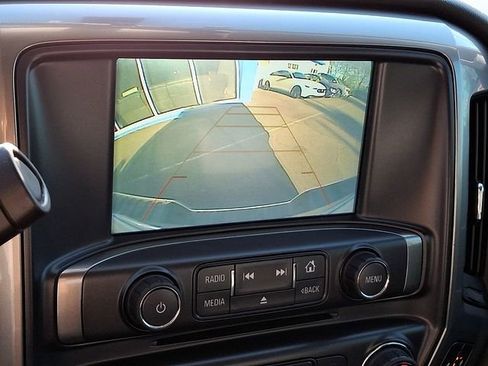 Used 2018 Chevrolet Silverado 1500 LT w/ All Star Edition AWD/4WD image 17