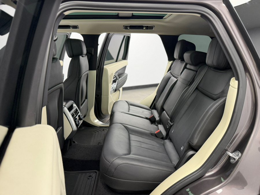 Used 2023 Land Rover Range Rover SE AWD/4WD image 51