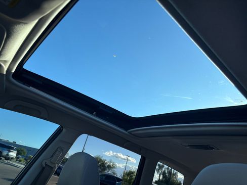 Used 2012 Subaru Forester 2.5X Premium w/ All-Weather Pkg image 29