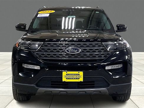 Certified 2023 Ford Explorer XLT w/ Equipment Group 202A image 3