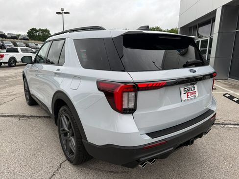 New 2026 Ford Explorer ST w/ Sun And Sound Package AWD/4WD image 5