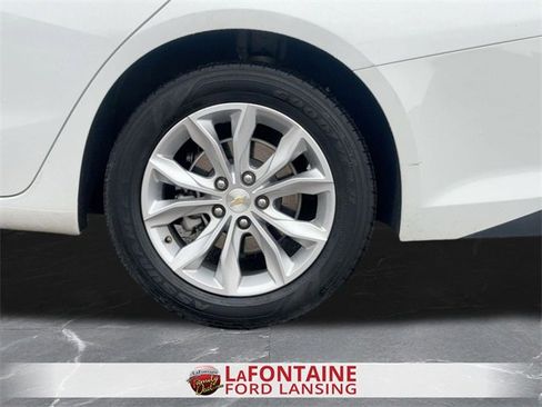 Used 2024 Chevrolet Malibu LT image 31