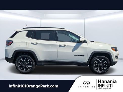 Used 2019 Jeep Compass Sport image 2