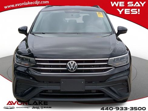 Used 2022 Volkswagen Tiguan S image 9