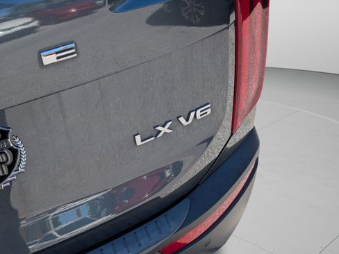 Used 2020 Kia Telluride LX FWD image 22