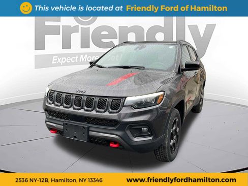 Used 2023 Jeep Compass Trailhawk w/ Trailhawk Elite Group image 2