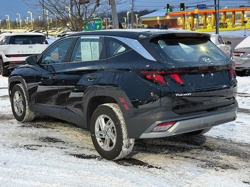 Certified 2025 Hyundai Tucson SE image 4