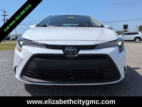 Used 2024 Toyota Corolla LE FWD image 9
