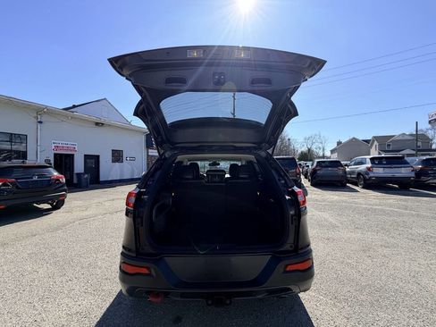 Used 2014 Jeep Cherokee Trailhawk w/ Leather Interior Group image 26