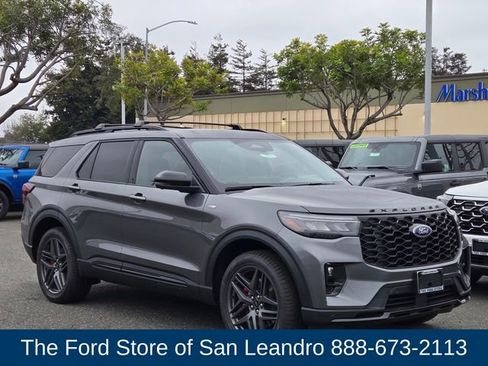 New 2026 Ford Explorer ST-Line w/ ST-Line Street Pack image 7