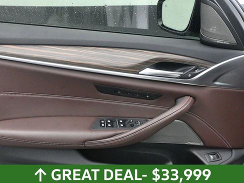 Used 2021 BMW 540i w/ Executive Package image 19