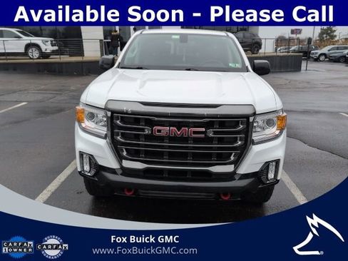 Used 2022 GMC Canyon AT4 image 2