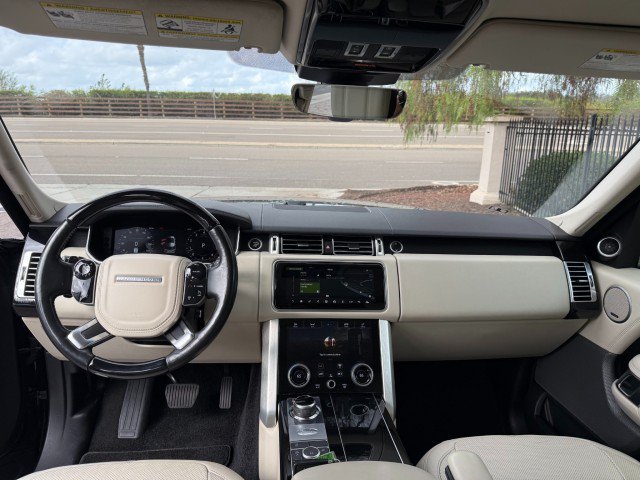 Used 2018 Land Rover Range Rover Supercharged AWD/4WD image 11