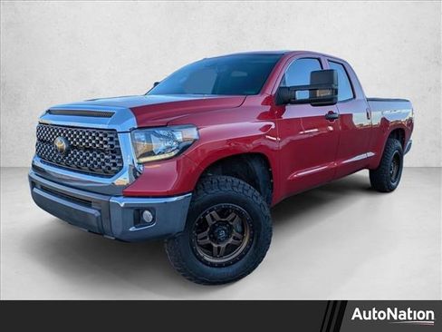 Used 2018 Toyota Tundra SR5 image 1