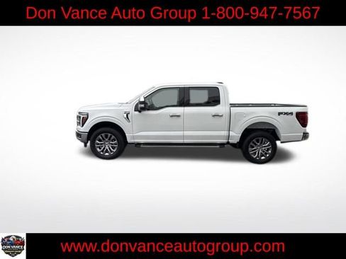 Used 2025 Ford F150 Lariat w/ Equipment Group 501A Mid image 3