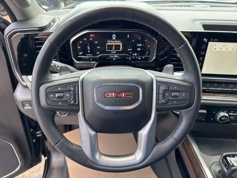 Used 2024 GMC Sierra 1500 Elevation w/ Elevation Premium Package AWD/4WD image 12