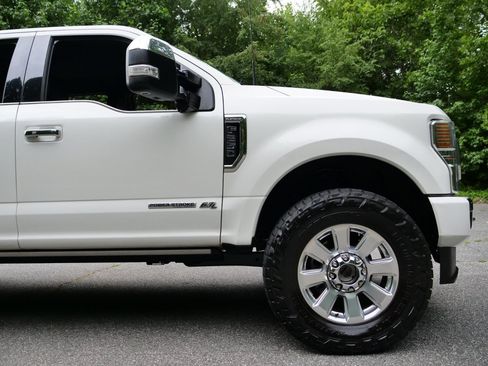 Used 2020 Ford F250 Platinum w/ FX4 Off-Road Package AWD/4WD image 43