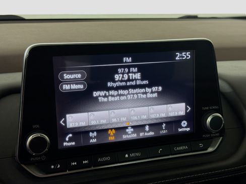 Used 2023 Nissan Rogue SV AWD/4WD image 21