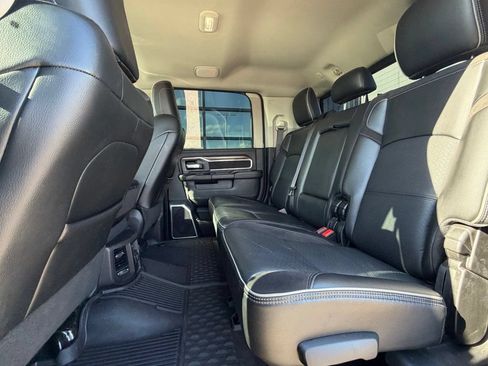 Used 2023 RAM 3500 Laramie AWD/4WD image 9