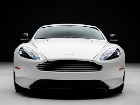 Used 2016 Aston Martin DB9 GT image 7