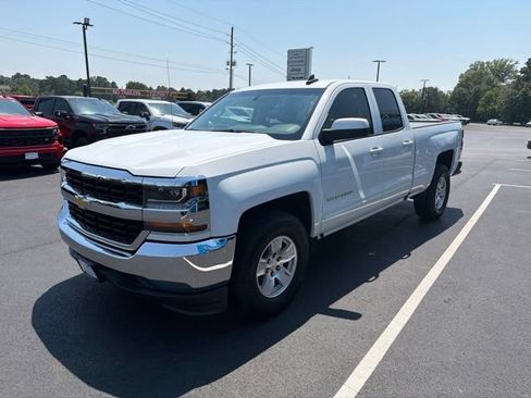 Used 2018 Chevrolet Silverado 1500 LT RWD image 6