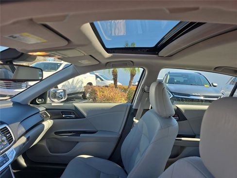 Used 2015 Honda Accord EX-L image 26