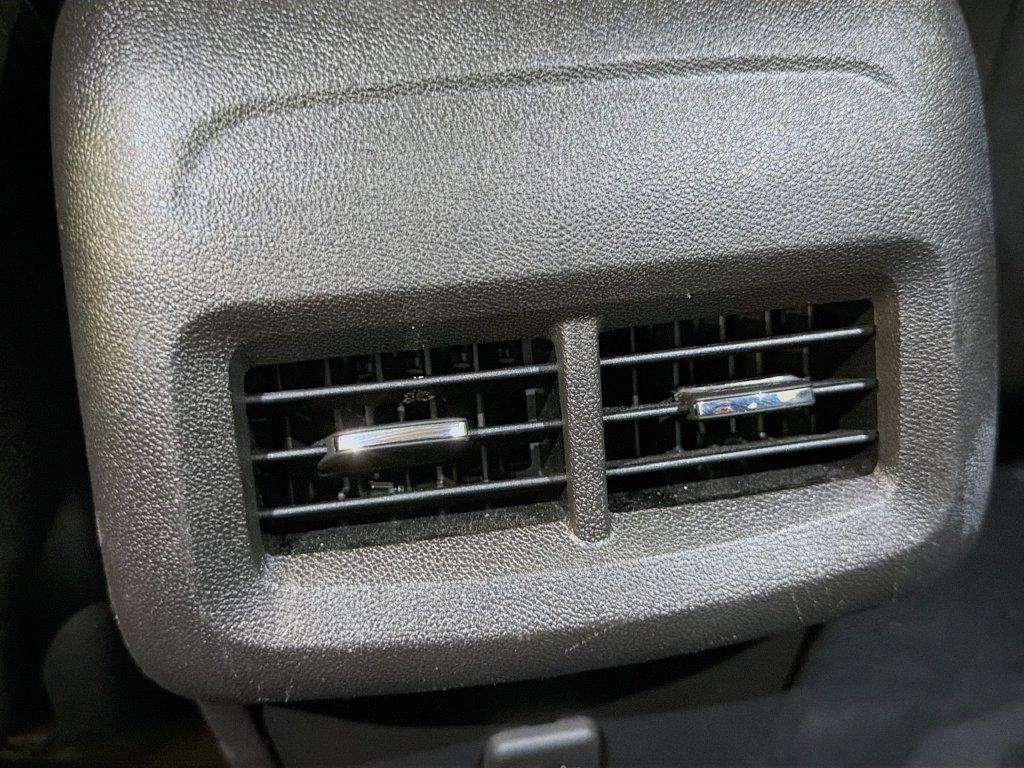 Used 2022 Chevrolet Equinox LT FWD image 25