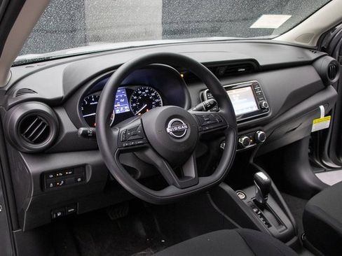 New 2025 Nissan Kicks Play S image 25