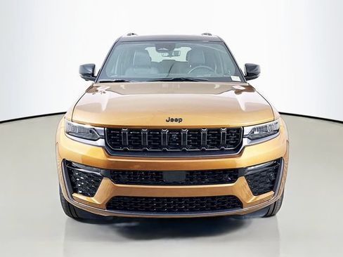 New 2026 Jeep Grand Cherokee Summit AWD/4WD image 2