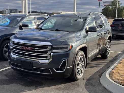 Used 2020 GMC Acadia SLT image 3