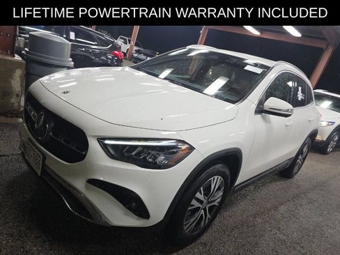 Used 2025 Mercedes-Benz GLA 250 4MATIC image 5