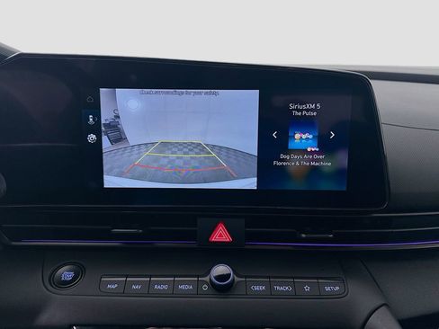 New 2025 Hyundai Elantra SEL image 13