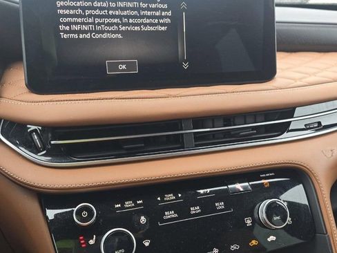 Used 2025 INFINITI QX60 Autograph w/ Cargo Package image 10