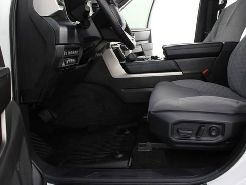 Used 2025 Toyota Tundra SR5 w/ SR5 Convenience Package AWD/4WD image 13
