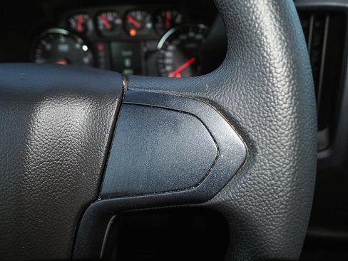 Used 2019 Chevrolet Silverado 1500 Custom w/ Custom Convenience Package image 33