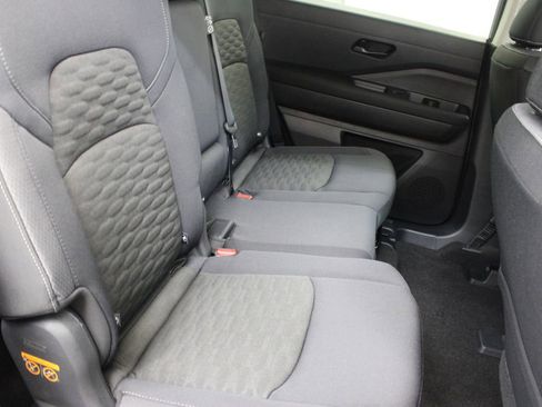 New 2026 Nissan Pathfinder SV FWD image 18