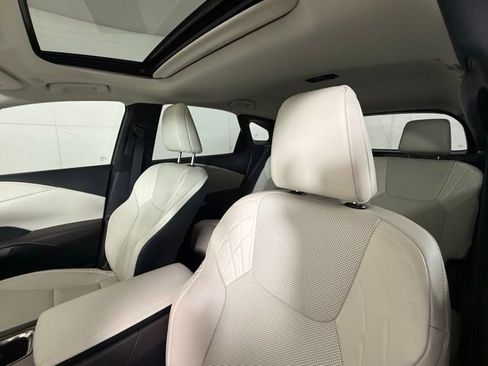 Used 2023 Lexus RX 350 Premium w/ Accessory Package image 18