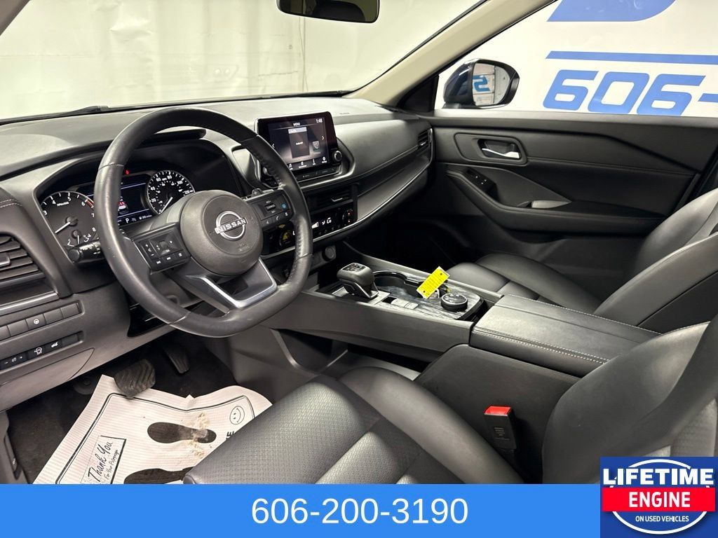 Used 2024 Nissan Rogue SV w/ SV Premium Package AWD/4WD image 29
