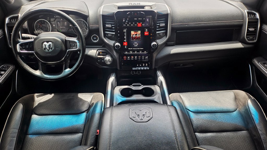 Used 2020 RAM 1500 Laramie w/ Sport Appearance Package AWD/4WD image 5