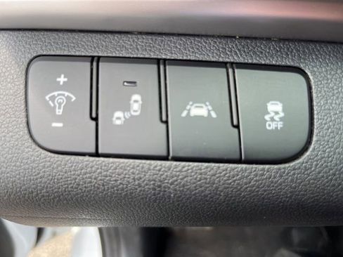 Used 2020 Hyundai Elantra SEL w/ Cargo Package (C1) FWD image 14